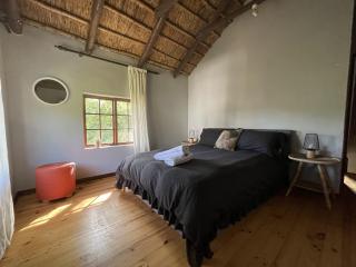 The Little Thatch Cottage - 1