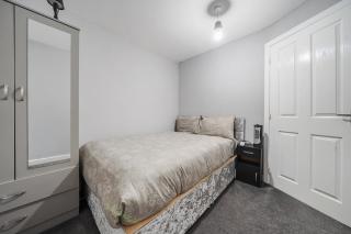 Modern family-friendly home in peaceful neighbourhood - 6