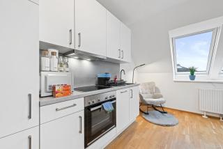 Nüll Residences 38 - Modern Attic Flat with AC - 3