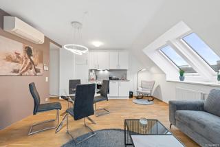 Nüll Residences-modern attic flat with AC - 2