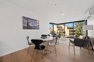 Cosy Unit with Secure Parking and Garden Access - Canberra - 7