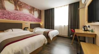 Thank Inn Hotel Guangdong Zhuhai Jiwan Hongqi Central Sqaure - 5