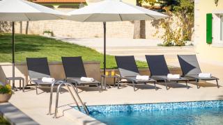 Family villa Corticum Otium with pool in Tinjan - 4