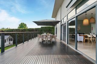 Coastal Luxe - Main St Beach Kids Cubby & Swings - Balcombe - 6