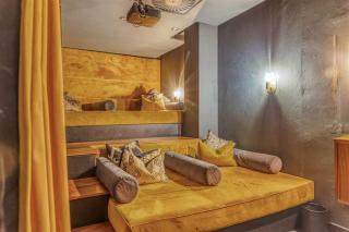 Elegant Sandton Apartment - 4