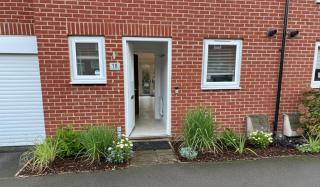 Modern 3-Bedroom Home in Bletchley, Milton Keynes - 9