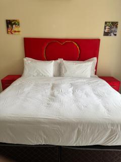 Pink Rock Villa - Durban - 7