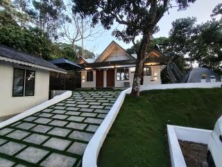 Harsham Homestay - Pooppara - 0