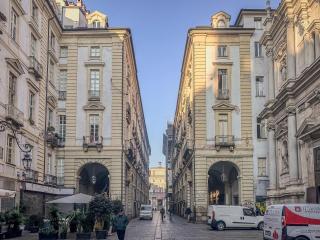 Suite Nobile Torino Centro Storico - Garage - 6