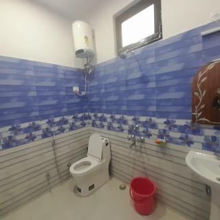 Apple Hilltop Homestay - 8