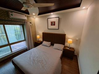 Private Suite - Park Towers F-10 Markaz - 7