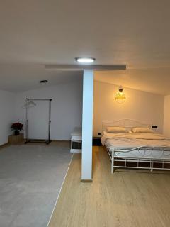 ApartStudio28 Craiova - 3