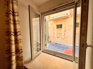 Birgu Seafront 3 Bedroom Apartment - 5