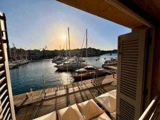 Birgu Seafront 3 Bedroom Apartment - 1