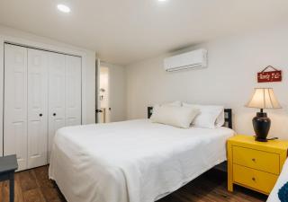 Affordable SoCo New Build, KingBed, Fenced Yard - 3