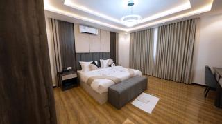 MidTown Majestic Garden Resort - 7