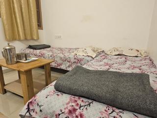 Rock Finch Holiday Homes - Malpe Beach - 4