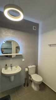 Venus Luxurios Residence Coresi Mall - 4