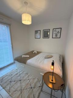 Le Clair de Lune Elegant T3 with Private Parking - 7