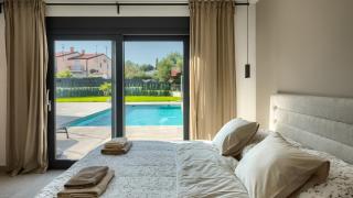 Modern Villa Ava with outdoor pool in Tar - 2