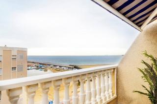 Atico Pink Beachfront by Pink Flamingo Homes - 2