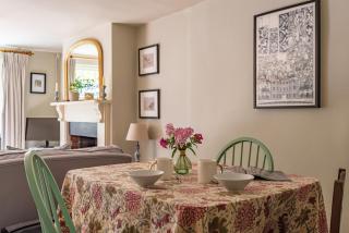 The Cottage in the Clouds - 8