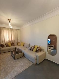 Ground floor apartment with 2 bedrooms and living room in Marrakesh - El Mahmid - 0