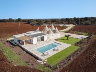 HelloAPULIA - Trulli Veronica - Authentic Trulli Retreat between Martina Franca and Locorotondo - Pet Friendly - Masseria Orimini - 8