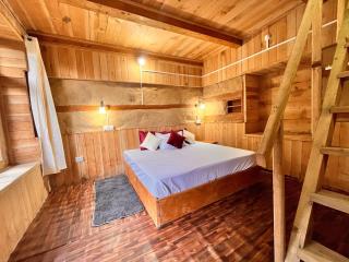 Alpine heaven forest view cottage uphill Trk150mtr - 9