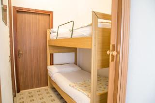 Downtown apartment by the beach - 6