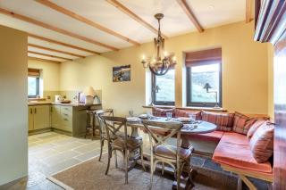 2 Bed in Glendale oc-b34216 - 4