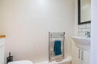 3 Bedroom Home - Sleeps 6 - Free Parking - York - 6