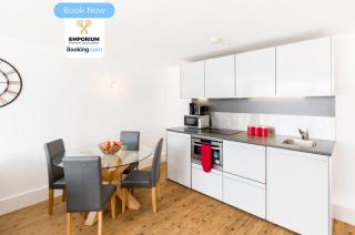 Brindley 2BDR Apartment By Emporium Property Management Short Lets & Serviced Accommodation Birmingham On The 15th Floor Offering Panoramic City Views With Free WiFi - Birmingham - 2