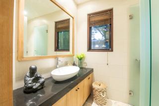 Luxury 5-Bedrooms Private Pool Villa Ungasan Bali - 1