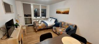 Studio z widokiem na panoramę Warszawy blisko Stadionu Narodowego - 4