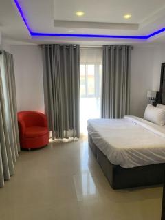 Peaceful And Serene - Lagos - 1