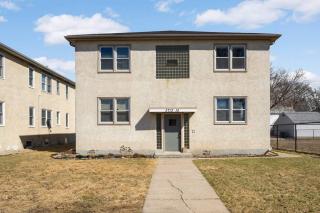 Modern & Pet Friendly in Kenny – Unit 2 - 1