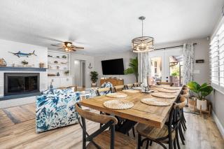 Twin Oaks Coastal Luxury, Top 1 Percent of Homes, 5 Min to Beach, Tiki Caribbean Lanai, Heated Pool - 5
