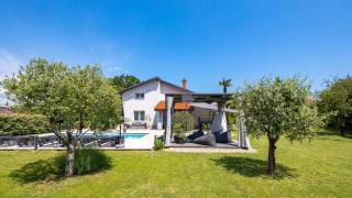 Modern villa Susanj with outdoor pool in Opatija - 1