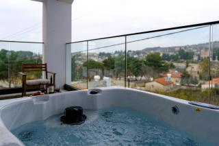 Pamboo Ampelos House by Nomads - 8