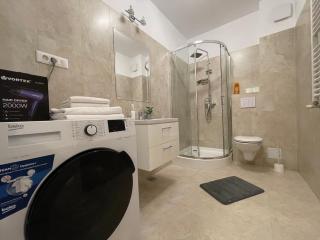 Studio for couple near Palas Mall - 4