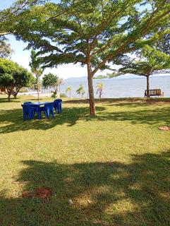 The Lakeside Sand Beach Hotel - 9