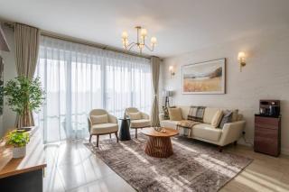 ishi Nairobi Modern Business Apartment - 9