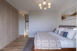 ishi Nairobi Modern Business Apartment - 5