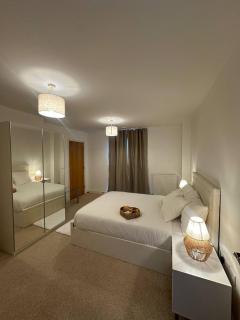 En-suite QueenRoom with Parking and gym inRoyal Dock Excel E16 - 8