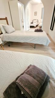 Toledo Feliz Apartments - 2