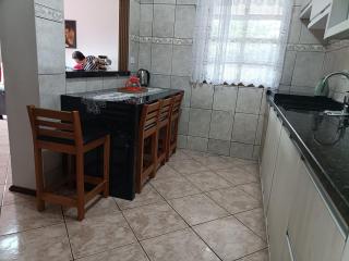 Casa com Piscina - Localização Estratégica - 5