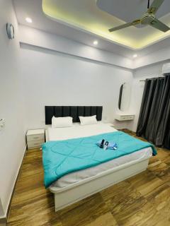 Luxury Studio Near Expo Mart - 6