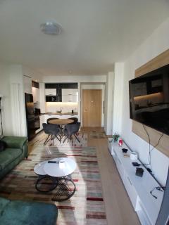 Hugo Home Belgrade Waterfront - 5