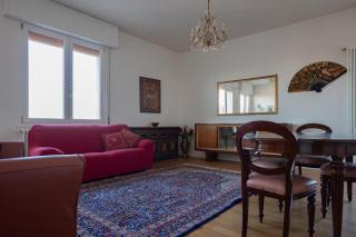 Penthouse Just Steps From The Center - 6